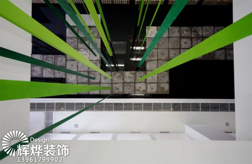 印象主義表現手法對光影、色彩的追求